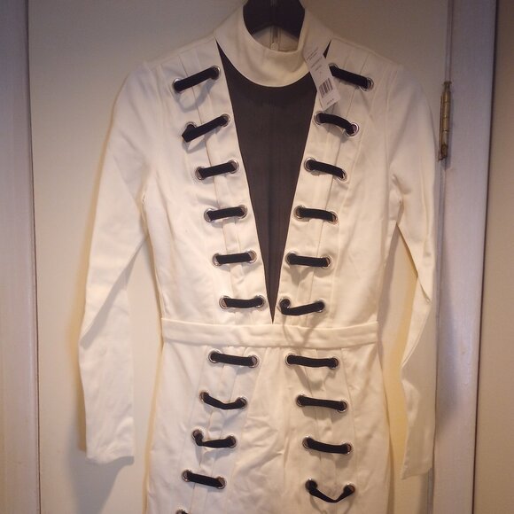 Bebe dress blk & wte long sleeve v sheer front laced mesh mini zip back S Nwt - Picture 3 of 9